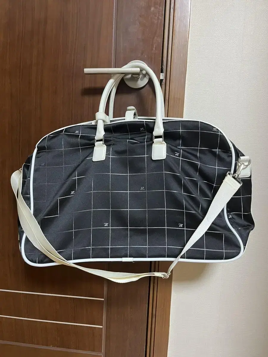 꾸레쥬 courrege bag